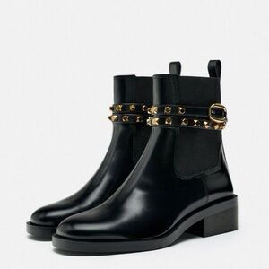 ZARA Studded Black Leather Chelsea Ankle Boots Removable Gold Studded Women US 9
